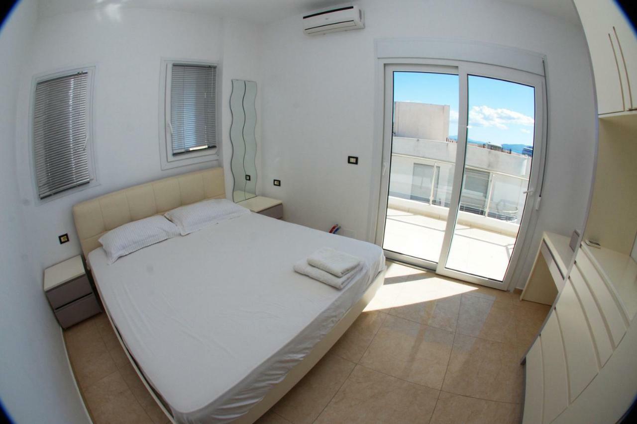 Azzura Flats Sarande Exterior photo