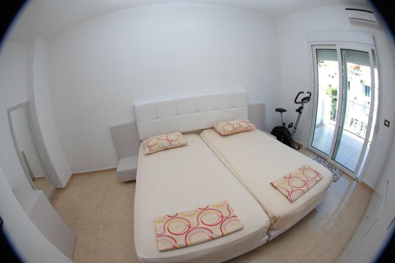 Azzura Flats Sarande Exterior photo